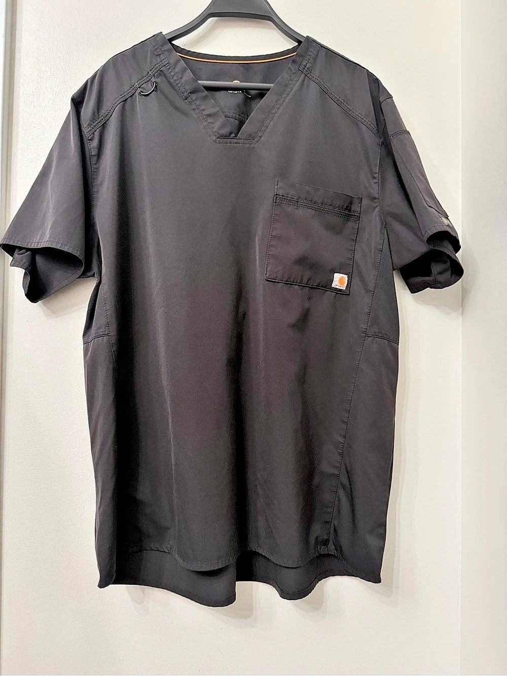 Carhartt Men’s Short Sleeve V Neck Scrub Black Large Like New